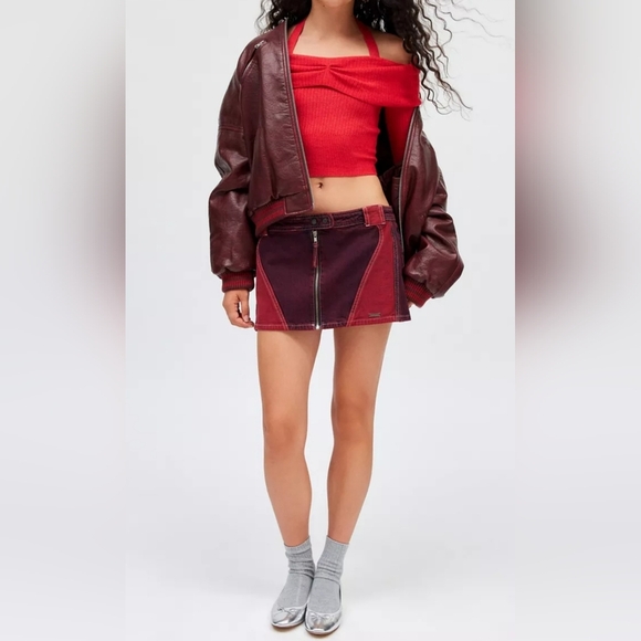 Kimchi Blue Devon Cropped Halter Cold Shoulder Long Sleeve Slim Fit Sweater, Red - Picture 3 of 13